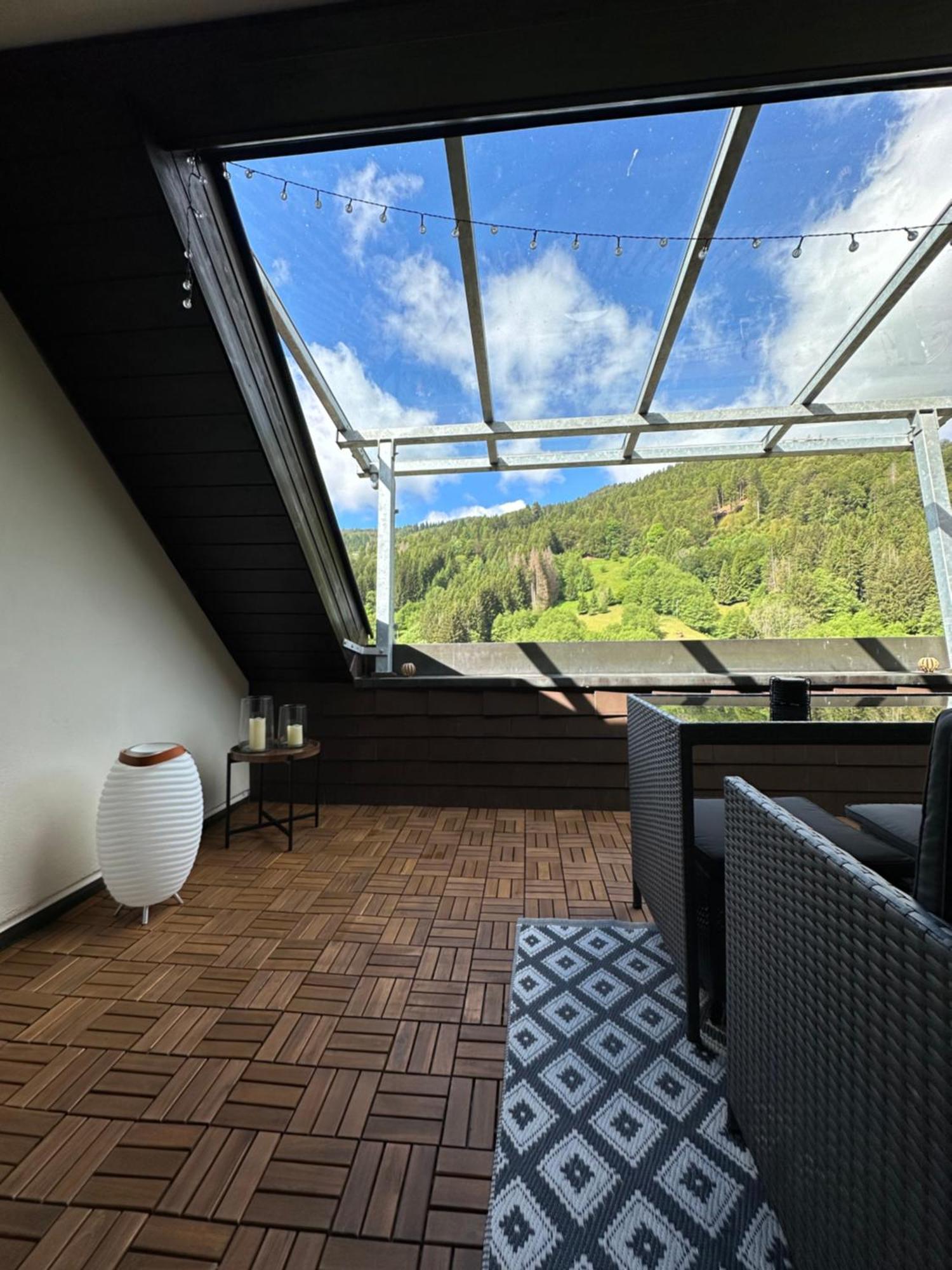 Bollenlodge - Ferienwohnung Mit Ausblick Und Top Lage Todtnau Exterior foto